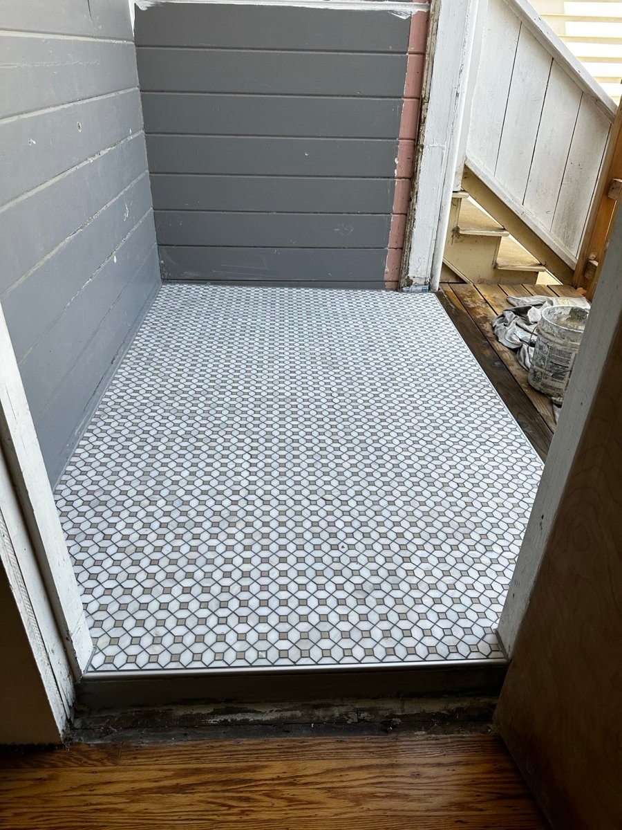 Home entryway finished in tile